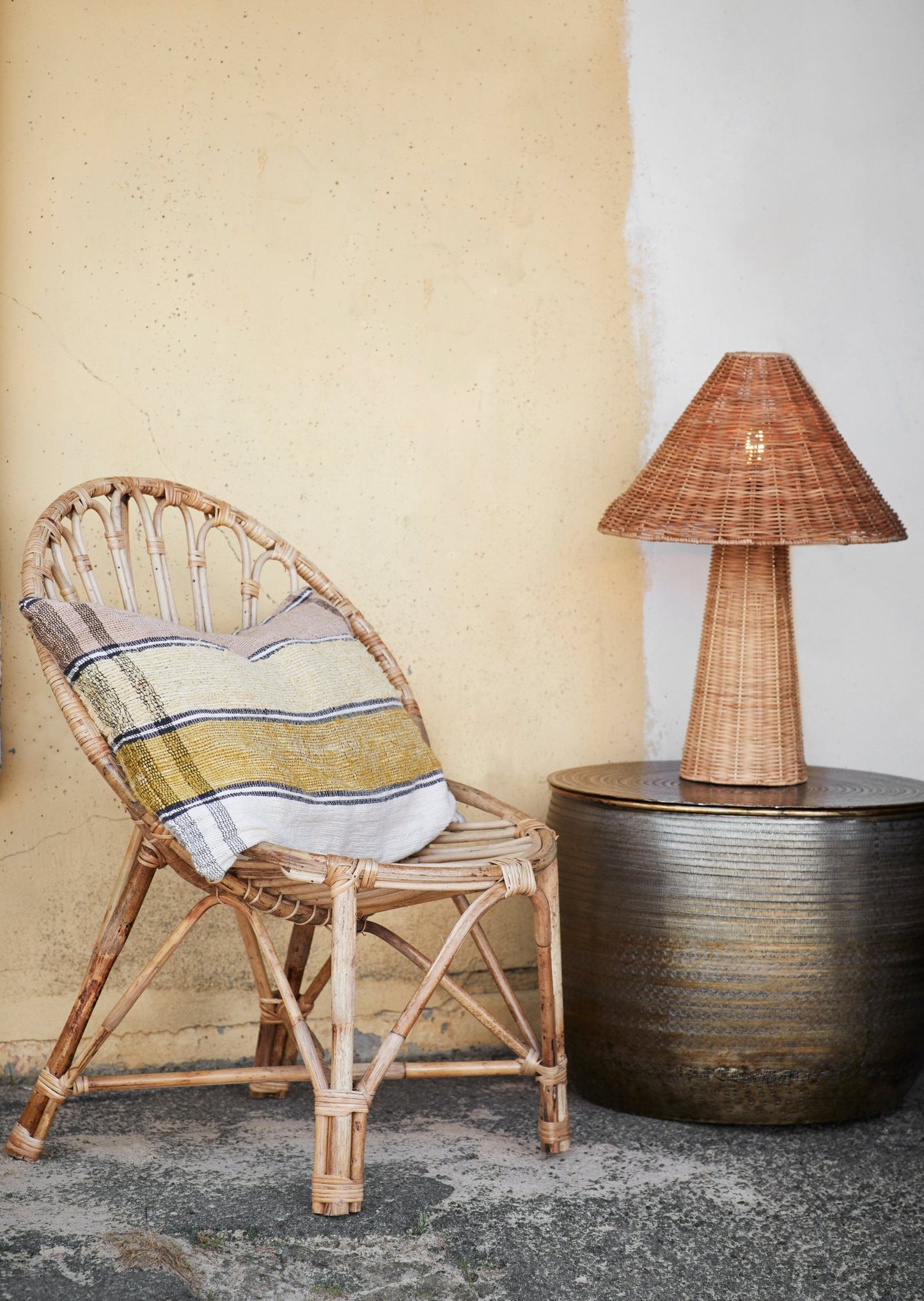 RATTAN TABLE LAMP - peak-store.de