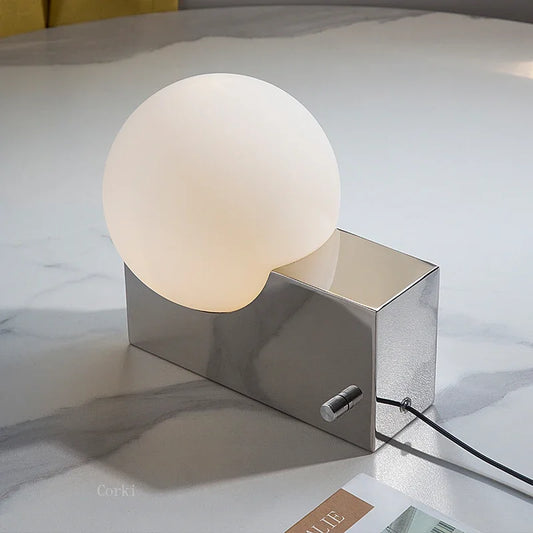 Moderne Designerlampe – Wand- & Tischversion