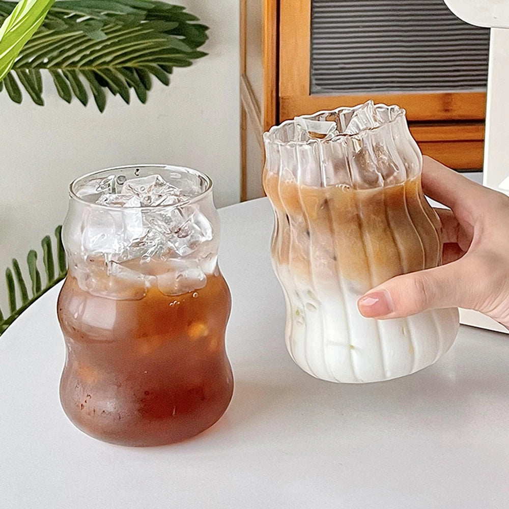Kaffeetasse im Retro-Stil - Transparenter Becher