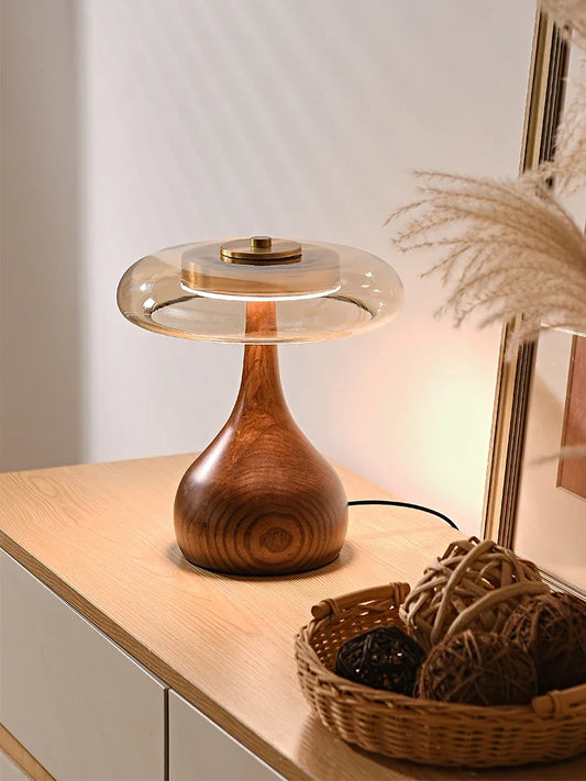 Nordic Retro Tischlampe mit Holzfuß & Glaskuppel