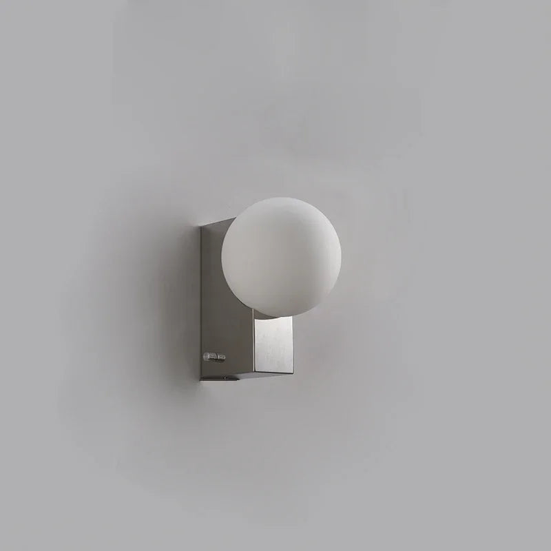 Moderne Designerlampe – Wand- & Tischversion